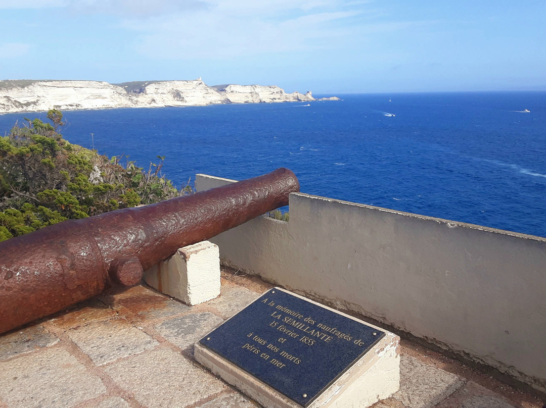 Cimetière Marin de Bonifacio-博尼法乔必去景点