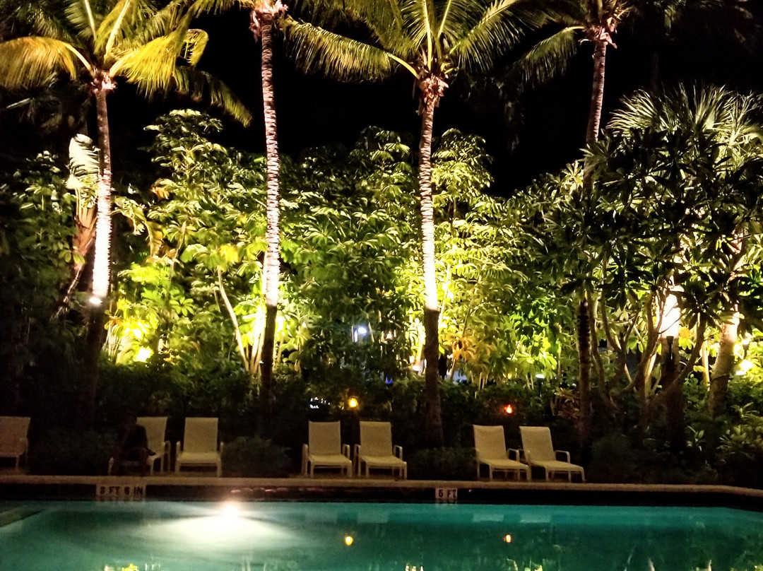 The Caribbean Court Boutique Hotel主图