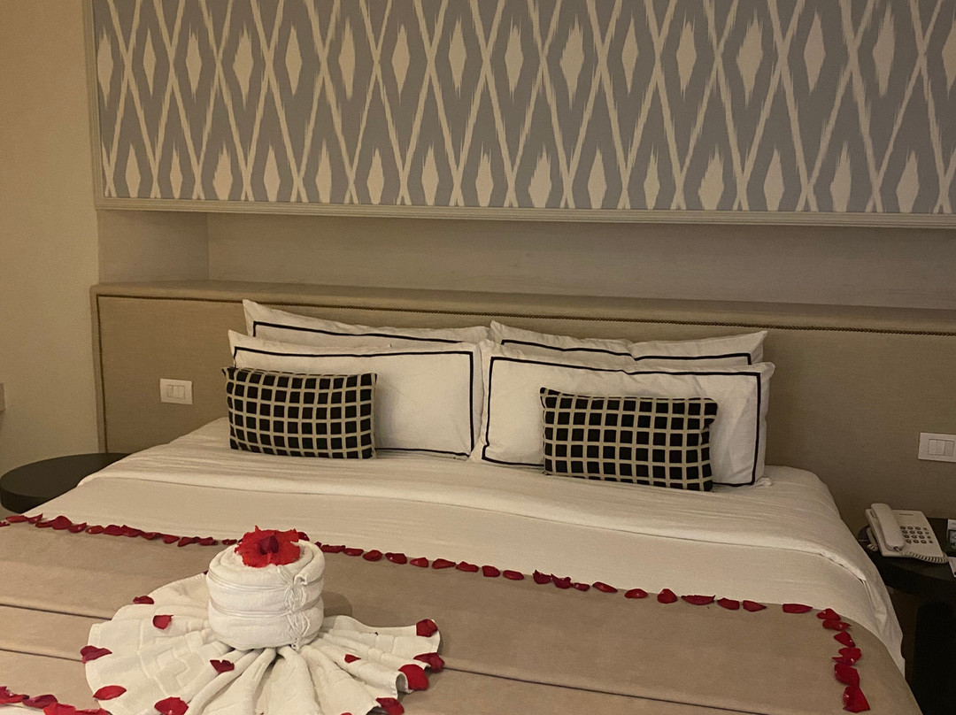 阿琉斯优惠酒店主图