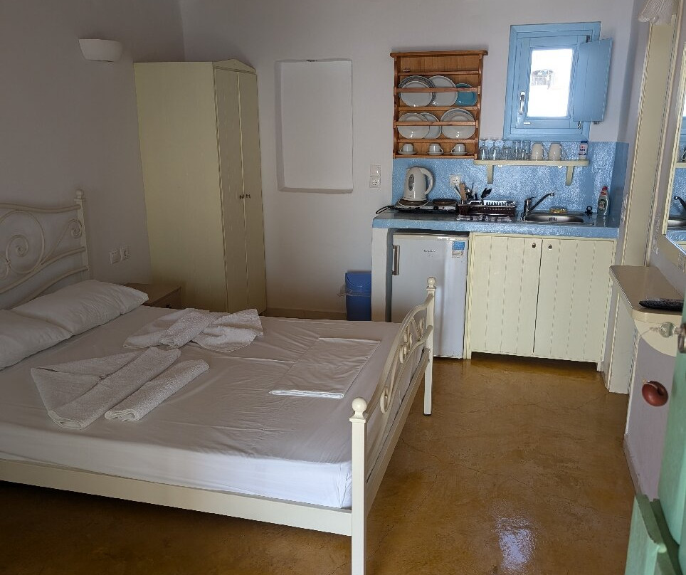 Apollon Koufonisia Studios主图