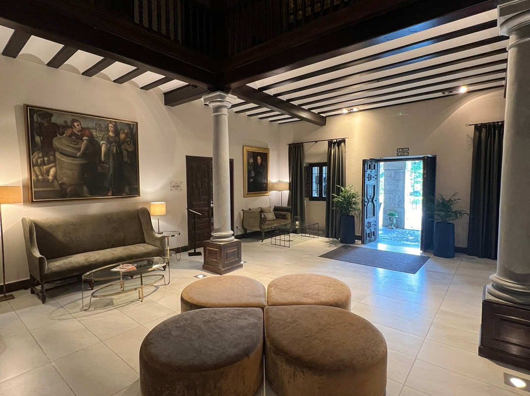 Iriarte Jauregia Hotel主图