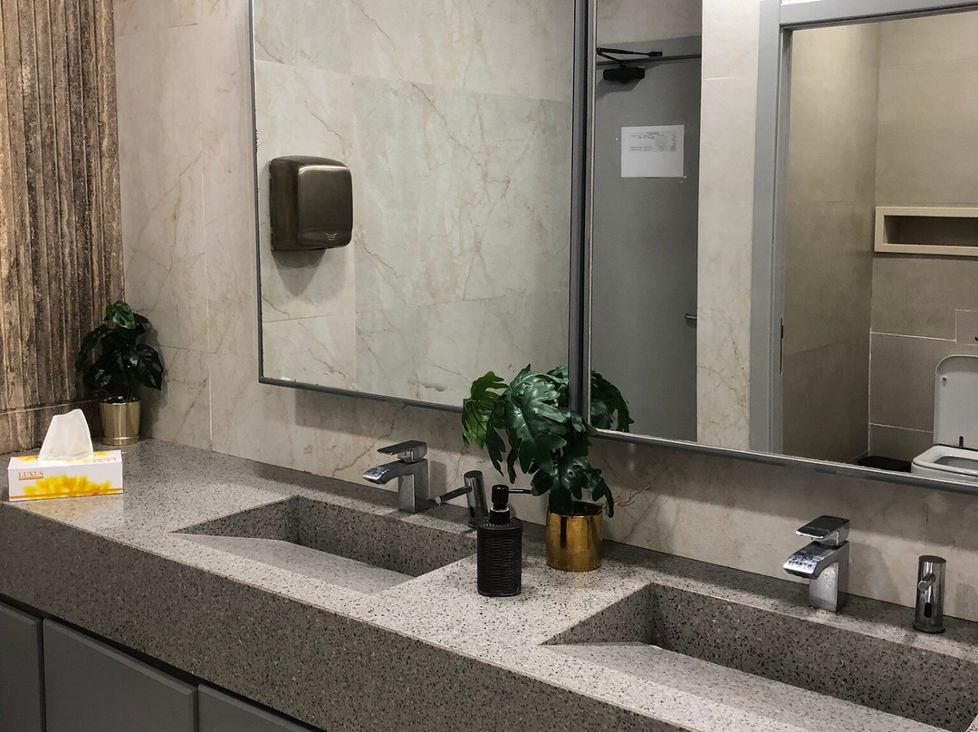 Marhaba Lounge - Zanzibar Terminal 3-Kiembi Samaki必去景点