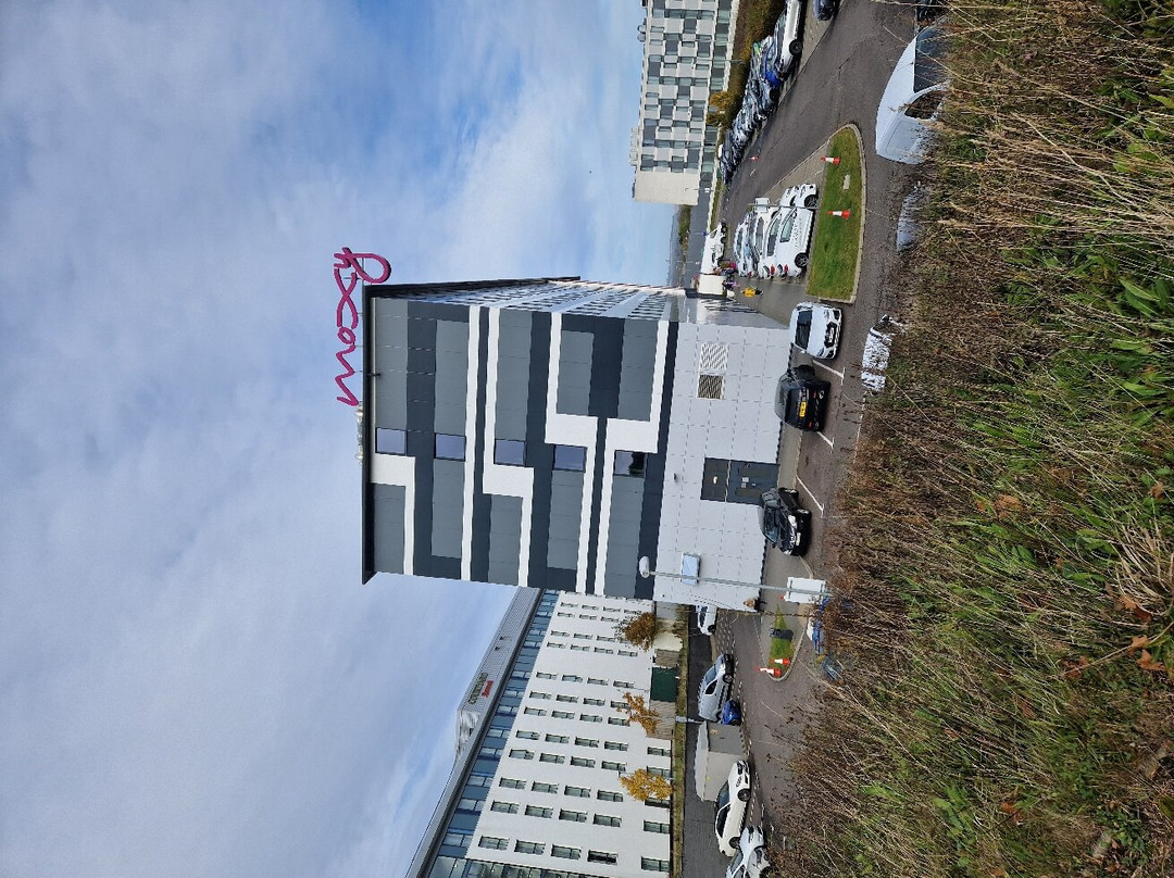 Moxy Aberdeen Airport主图