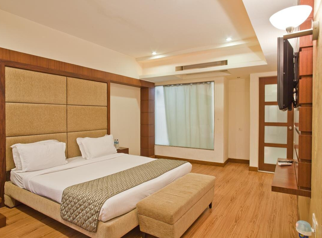 The Sky Imperial, Gandhinagar