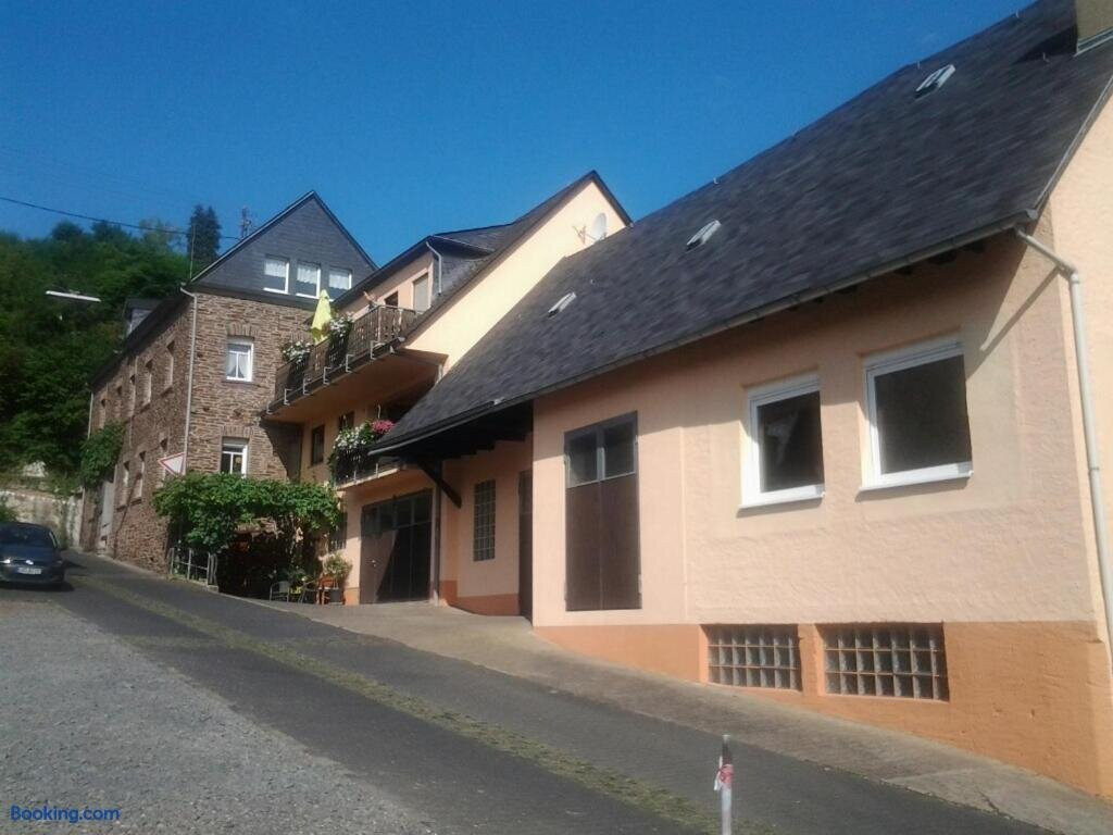 Briedel酒店住宿-Weingut-Gaestehaus Nalbach