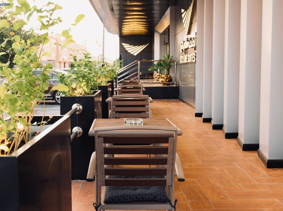 Skyline Hotel & suites