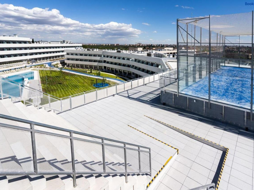 Student Experience Madrid Pozuelo - Luxury Hostel