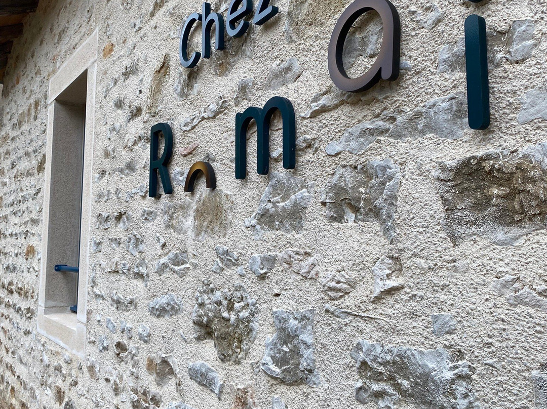 Chasselas酒店住宿-Chez Romain