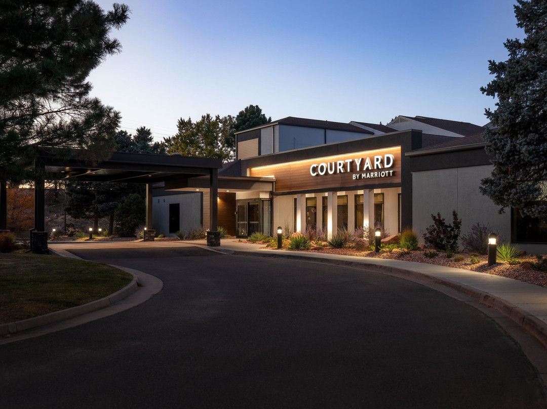 Courtyard by Marriott Denver Central Park主图
