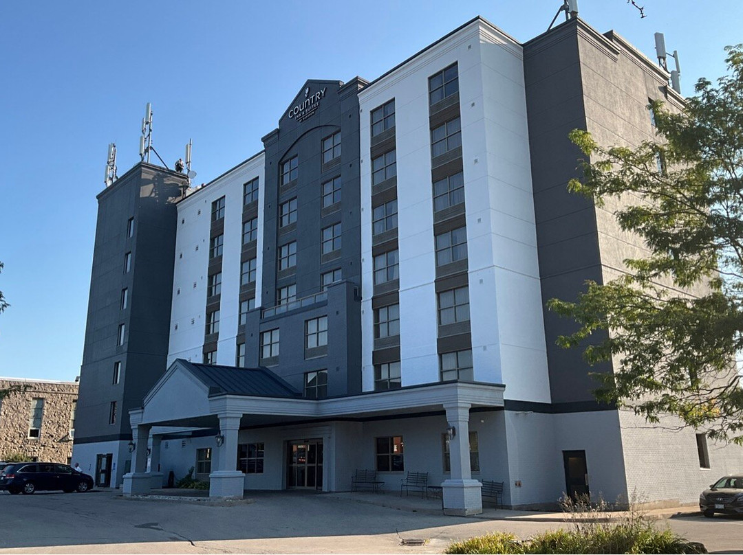 尼亚加拉大瀑布乡村套房酒店主图