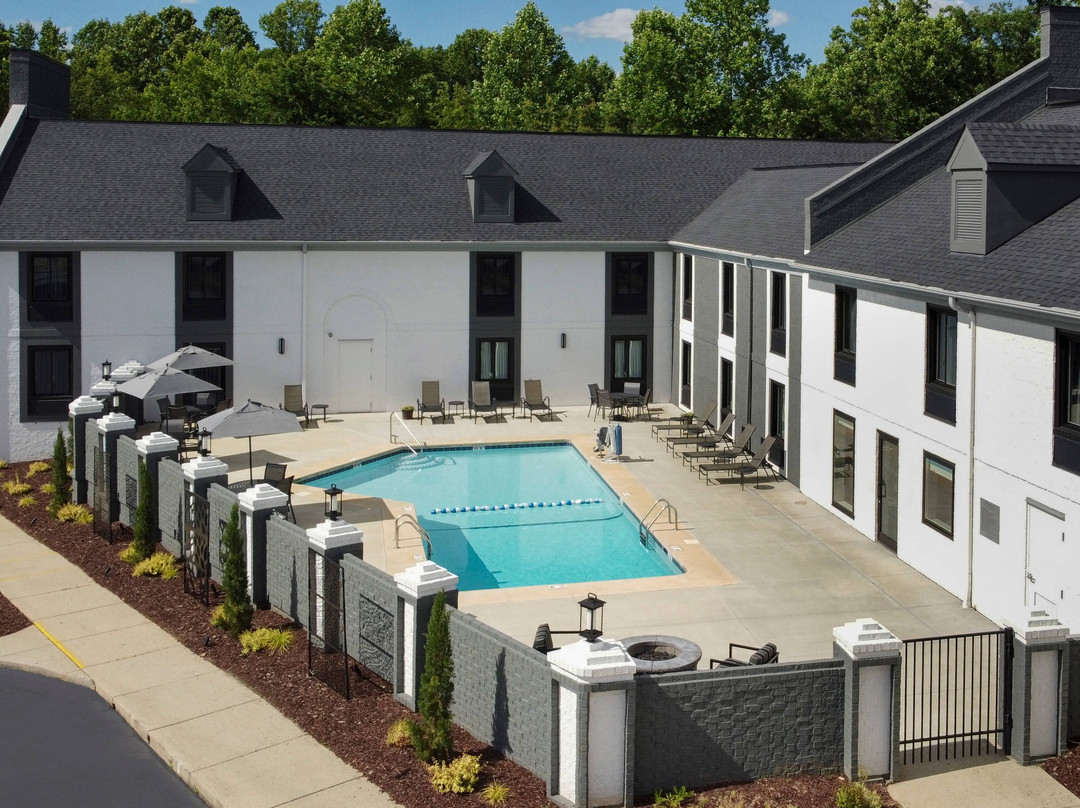 Courtyard Winston-Salem University主图