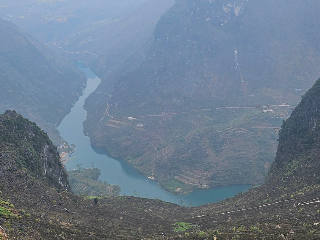 Bee's Ha Giang Tours景点图片