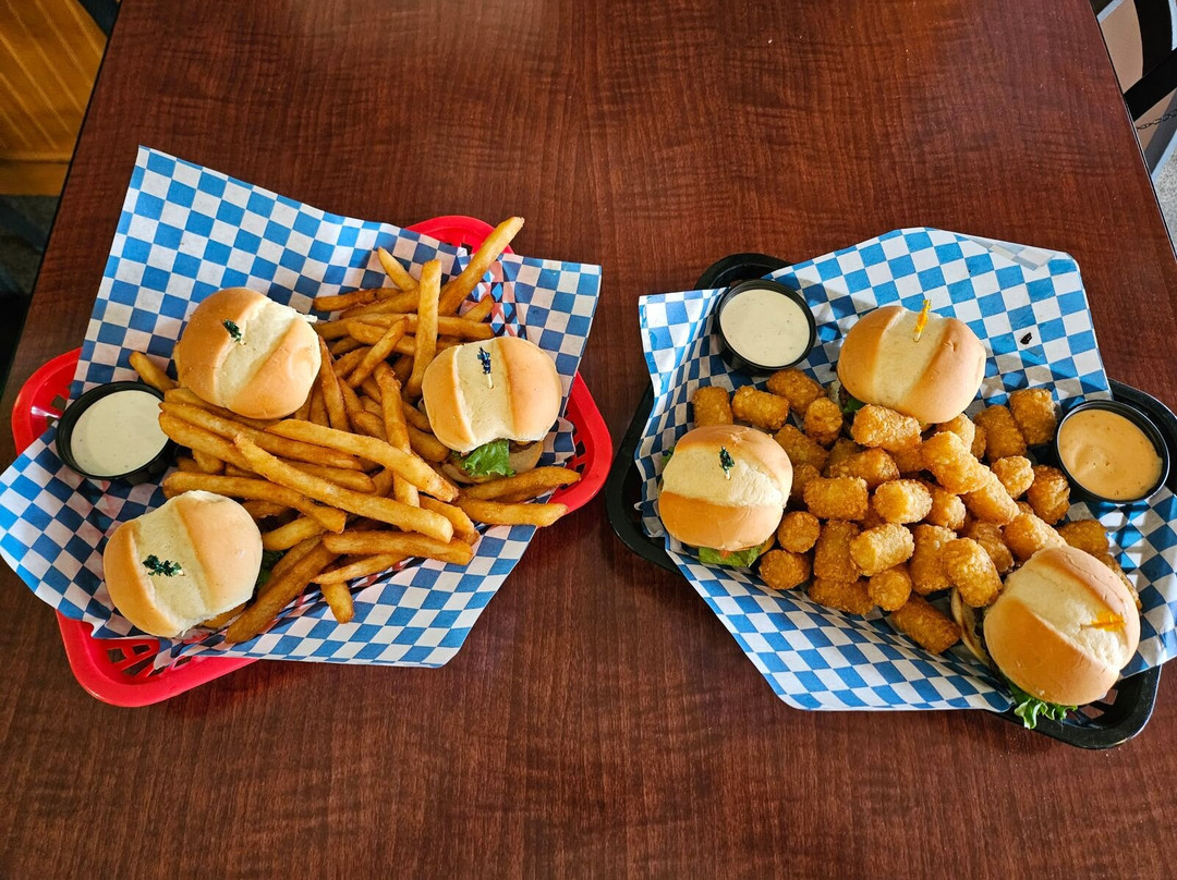 Crooked River Ranch餐馆和美食-Clock Tower Pub