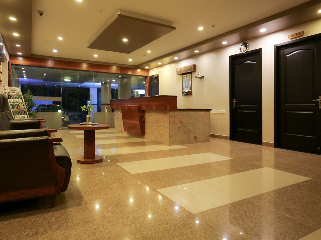 Philomena Hotel & Apartment