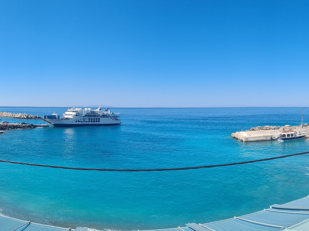 From Samaria To Livikon主图