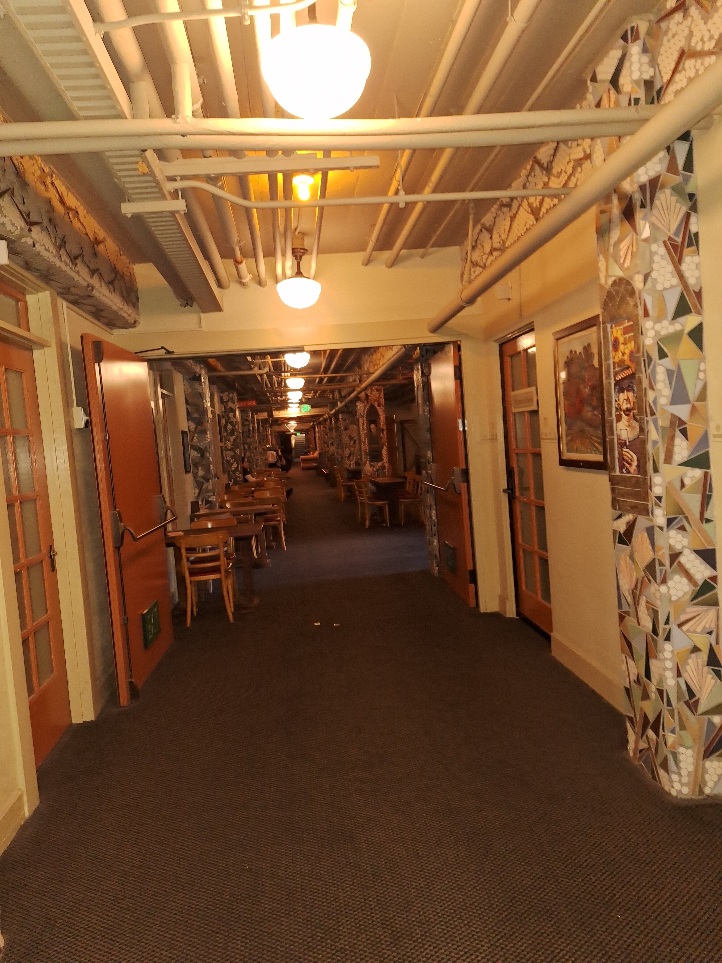 McMenamins Grand Lodge-官方