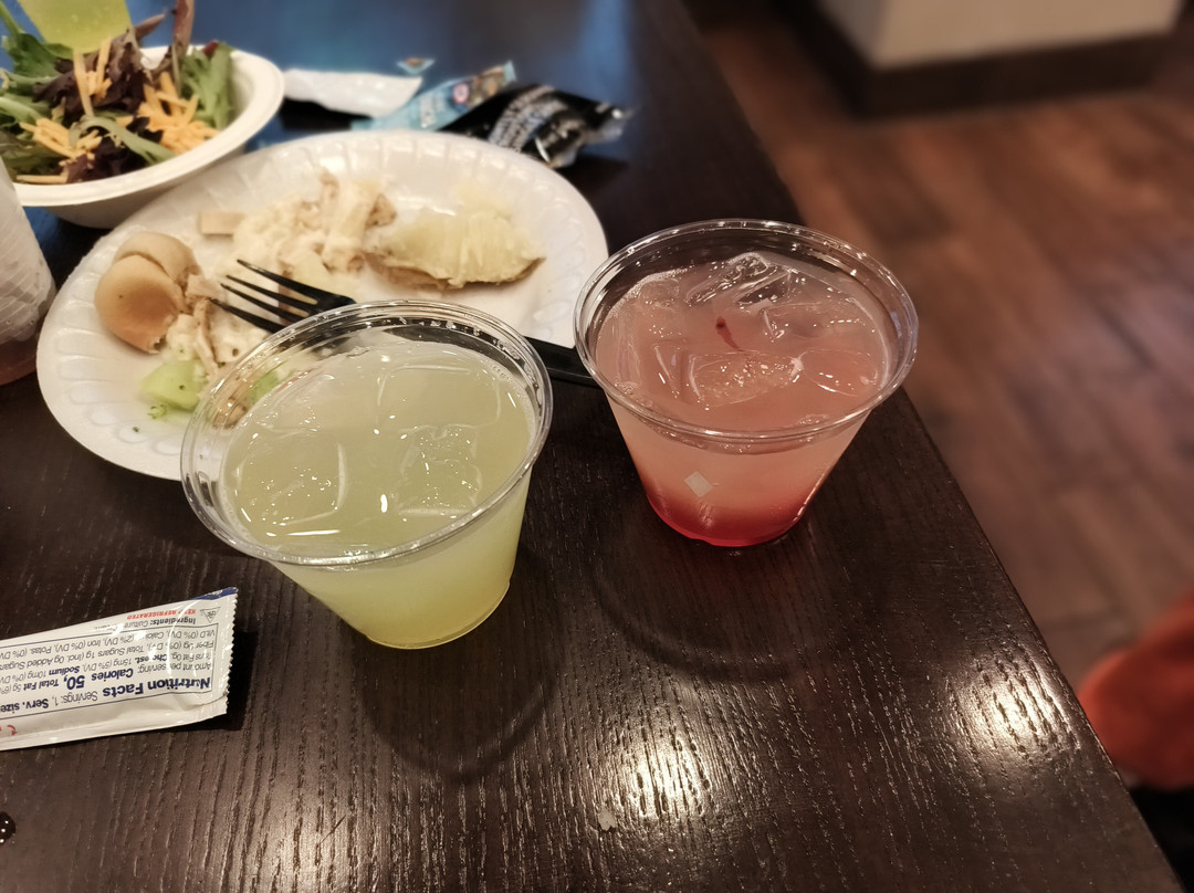 Drury Inn & Suites Burlington主图