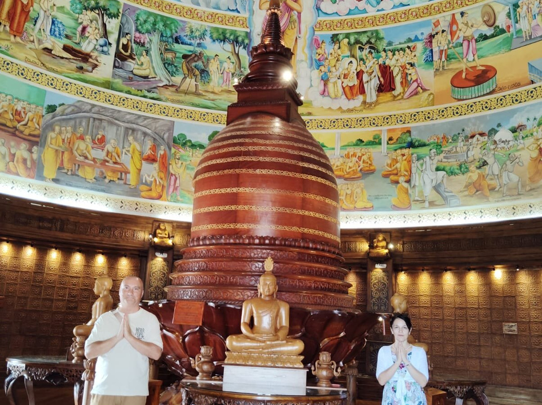 Kandy travel with sana-康提必去景点