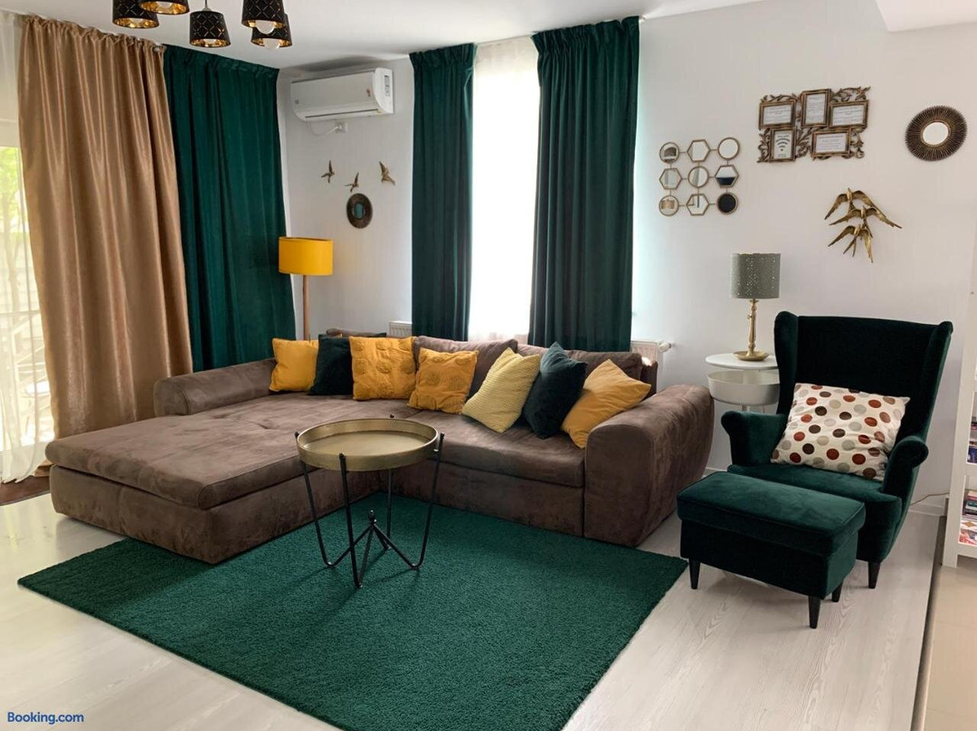 Villagrey Residence