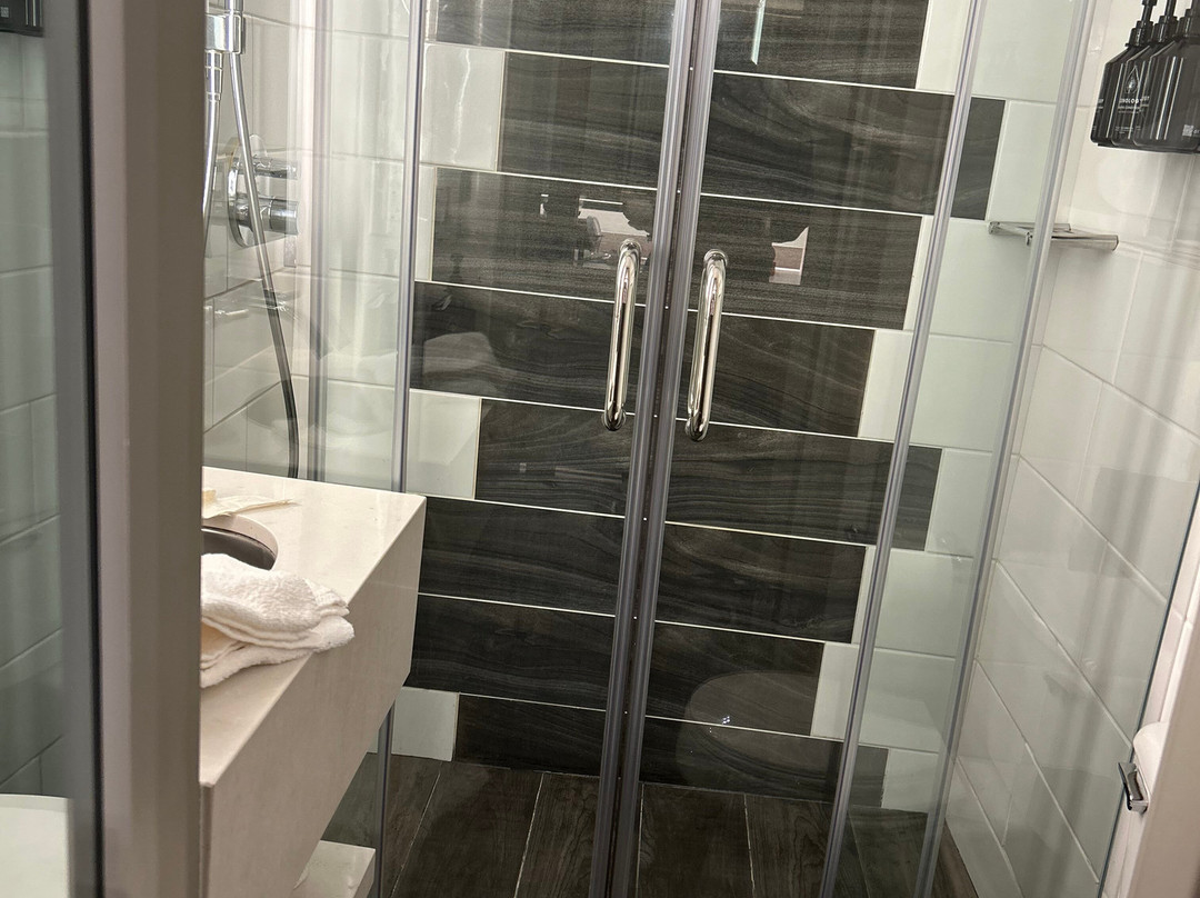 亚特兰大市中心靛蓝酒店主图