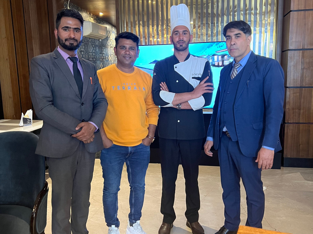 Hotel Snow Land Srinagar主图