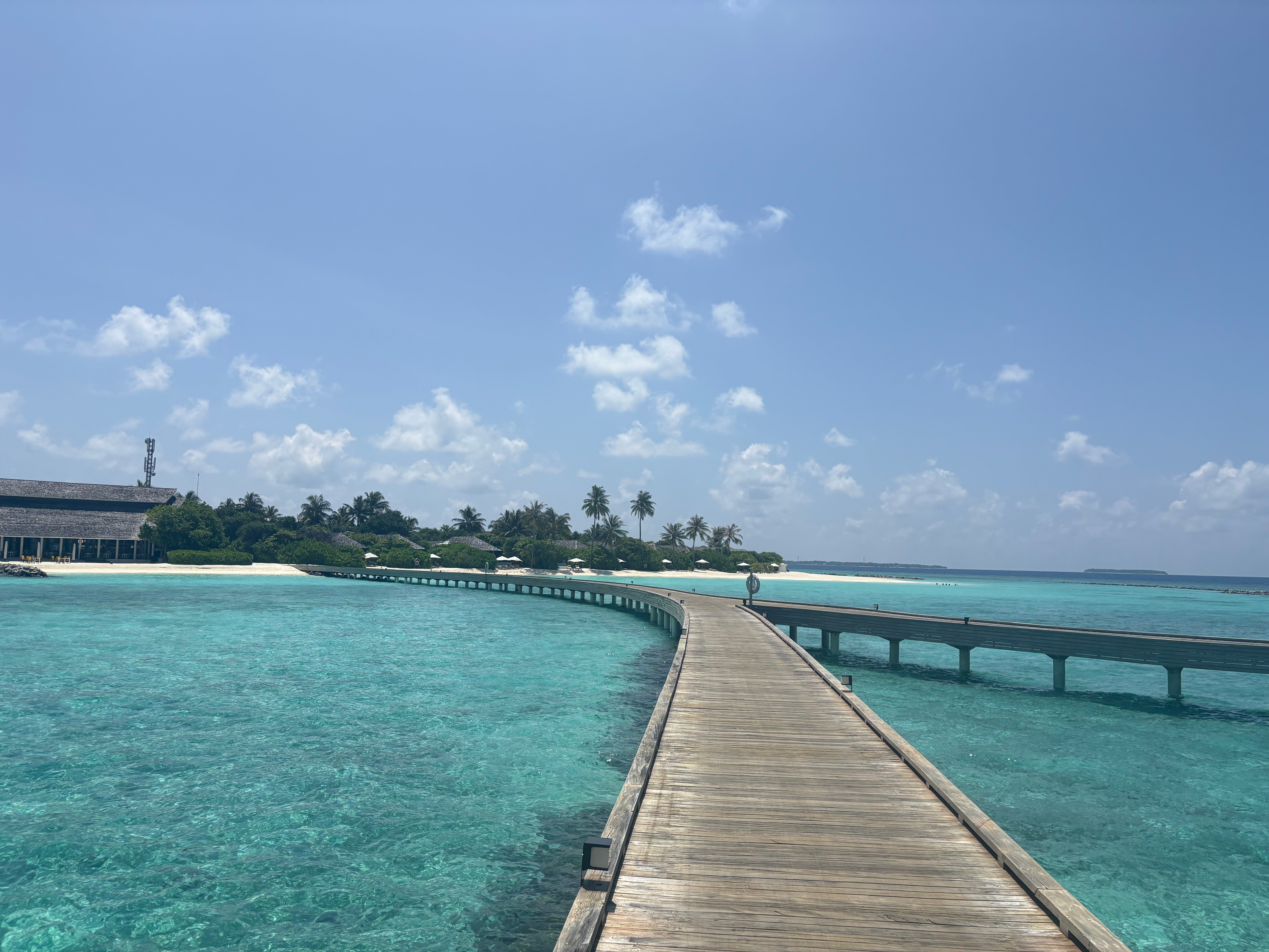 Emerald Faarufushi Resort & Spa-浴室