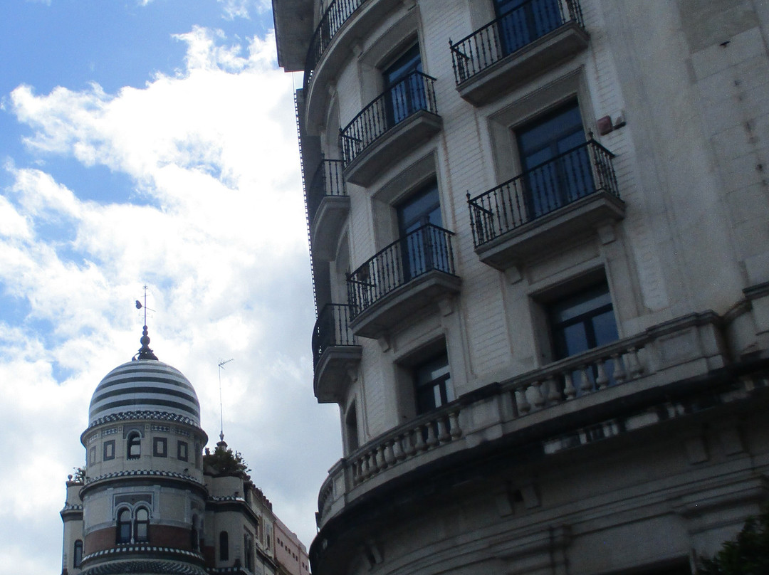 Edificio La Adriatica景点图片