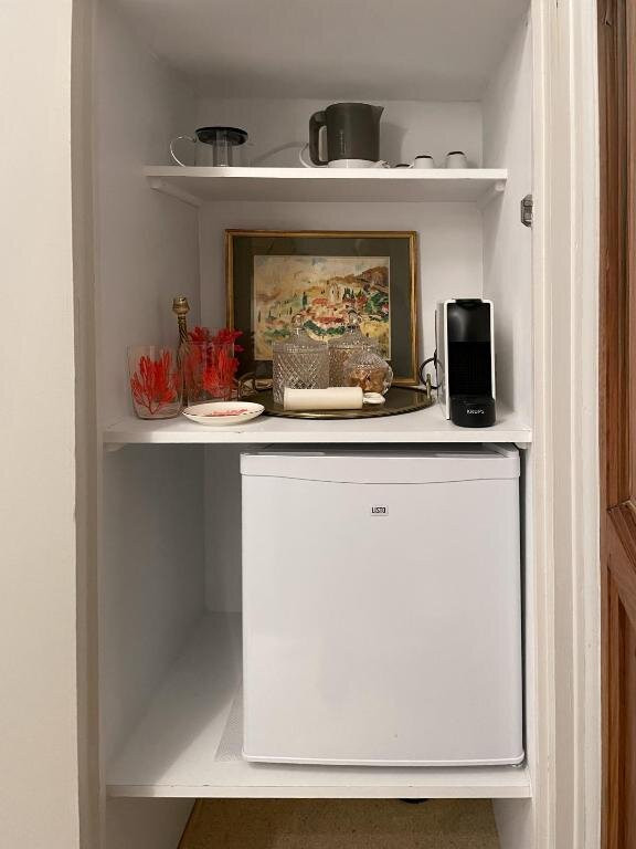 Les Suites Du Midi主图