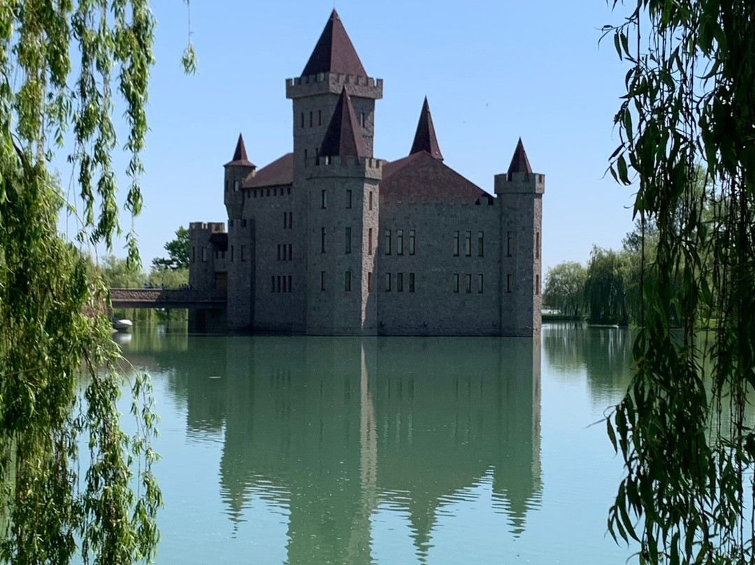 Chateau Erken-Chernaya Rechka必去景点