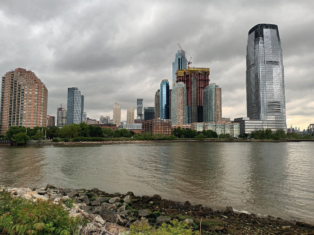 Downtown Jersey City, New Jersey - Waterfront 9/11 Memorial - #8-泽西城必去景点