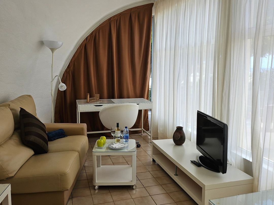 Hotel LIVVO Risco Del Gato Suites主图