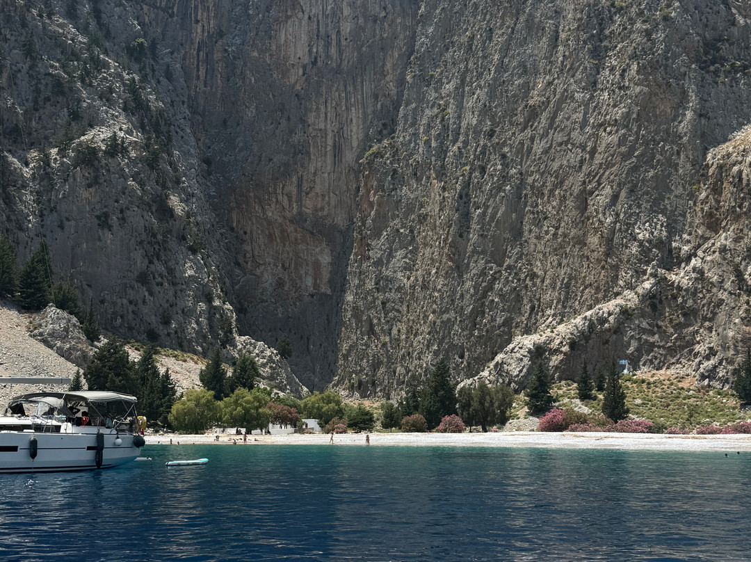 Alkyoni Rent A Boat Symi-Ano Symi必去景点