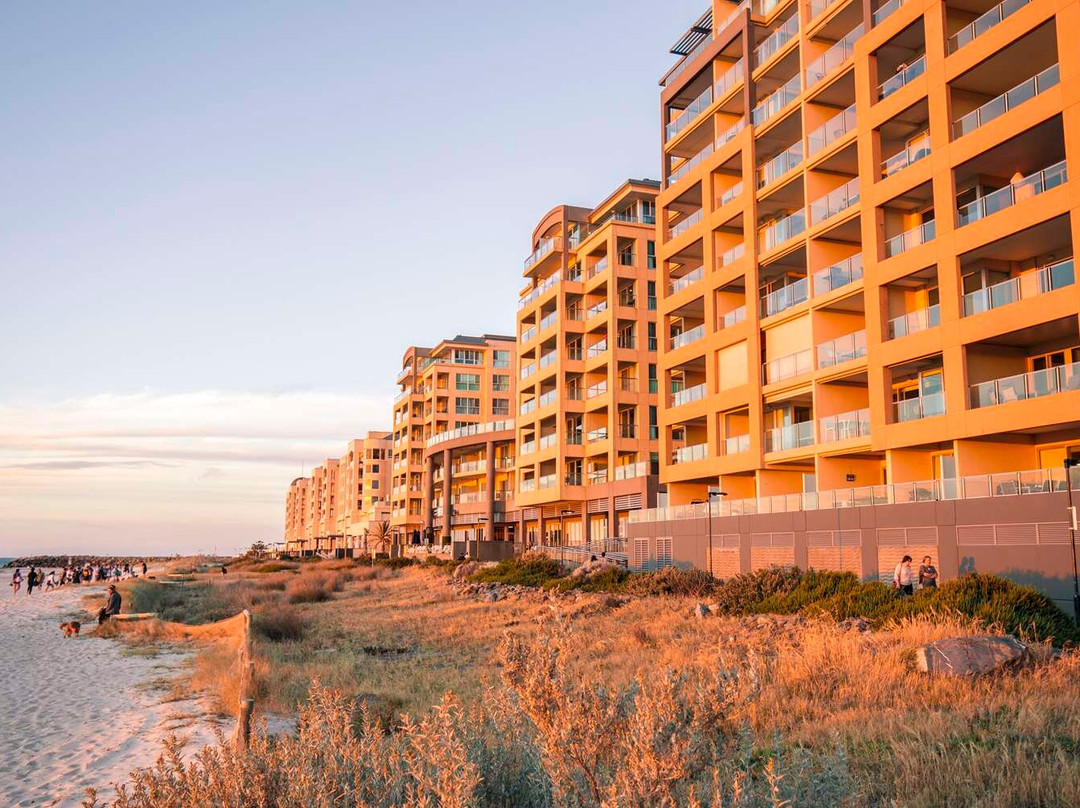 格雷尔广场码头盛橡套房酒店