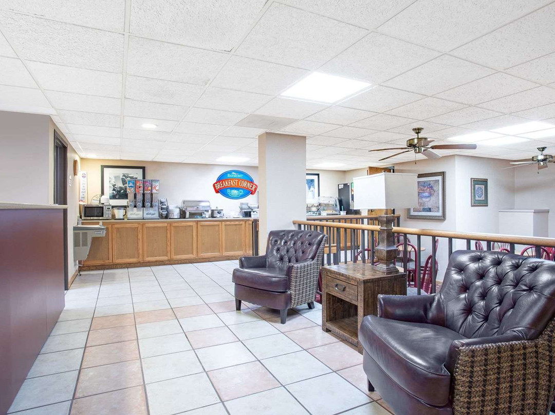 Hays酒店住宿-黑斯贝蒙特旅馆套房酒店