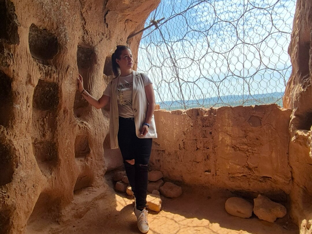 Cueva De Los Cien Pilares-Arnedo必去景点