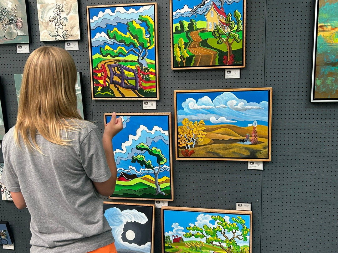 Carriage Factory Gallery-Newton必去景点