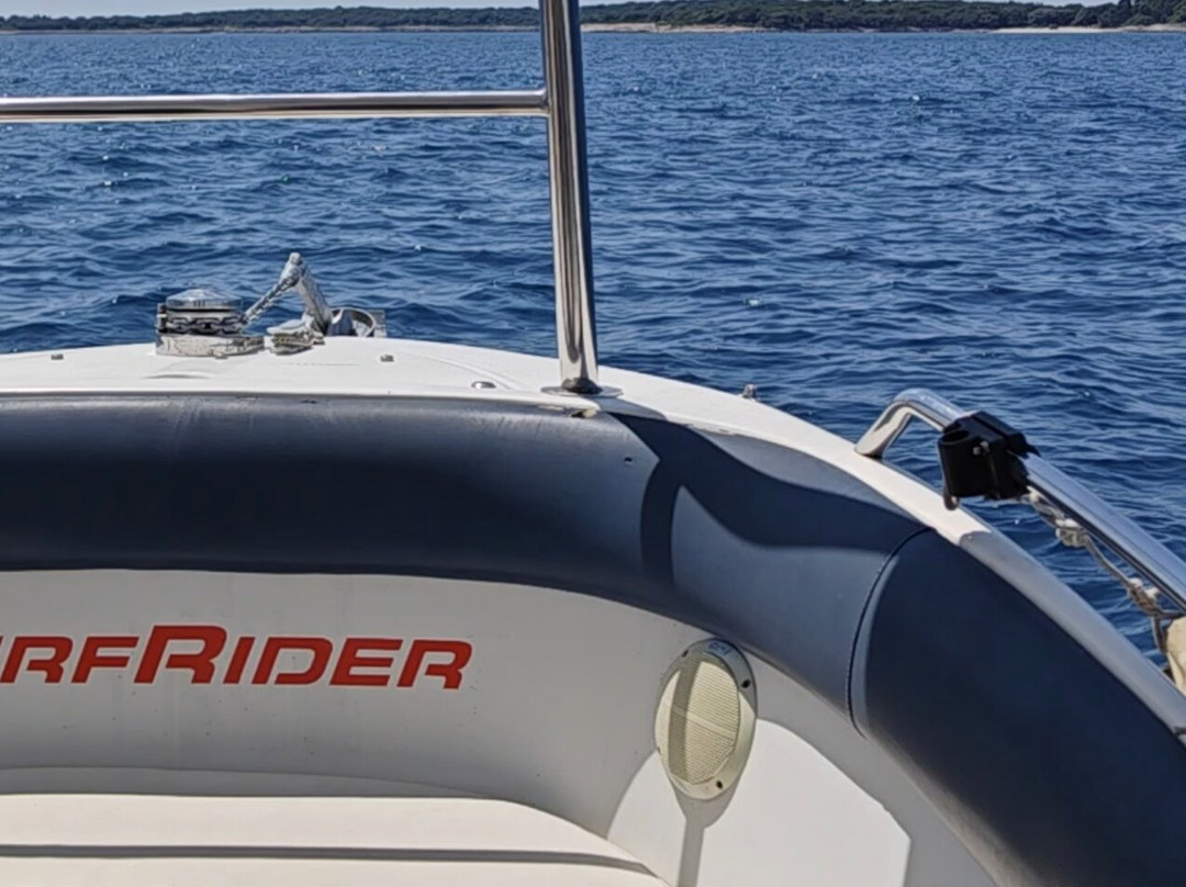 Private Boat Excursions Pula-普拉必去景点