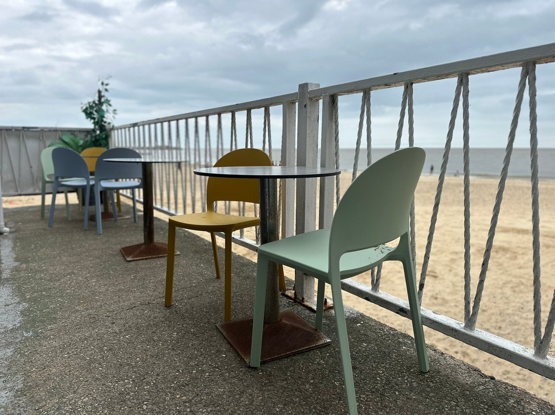 Bar 20 & Rooftop Terrace