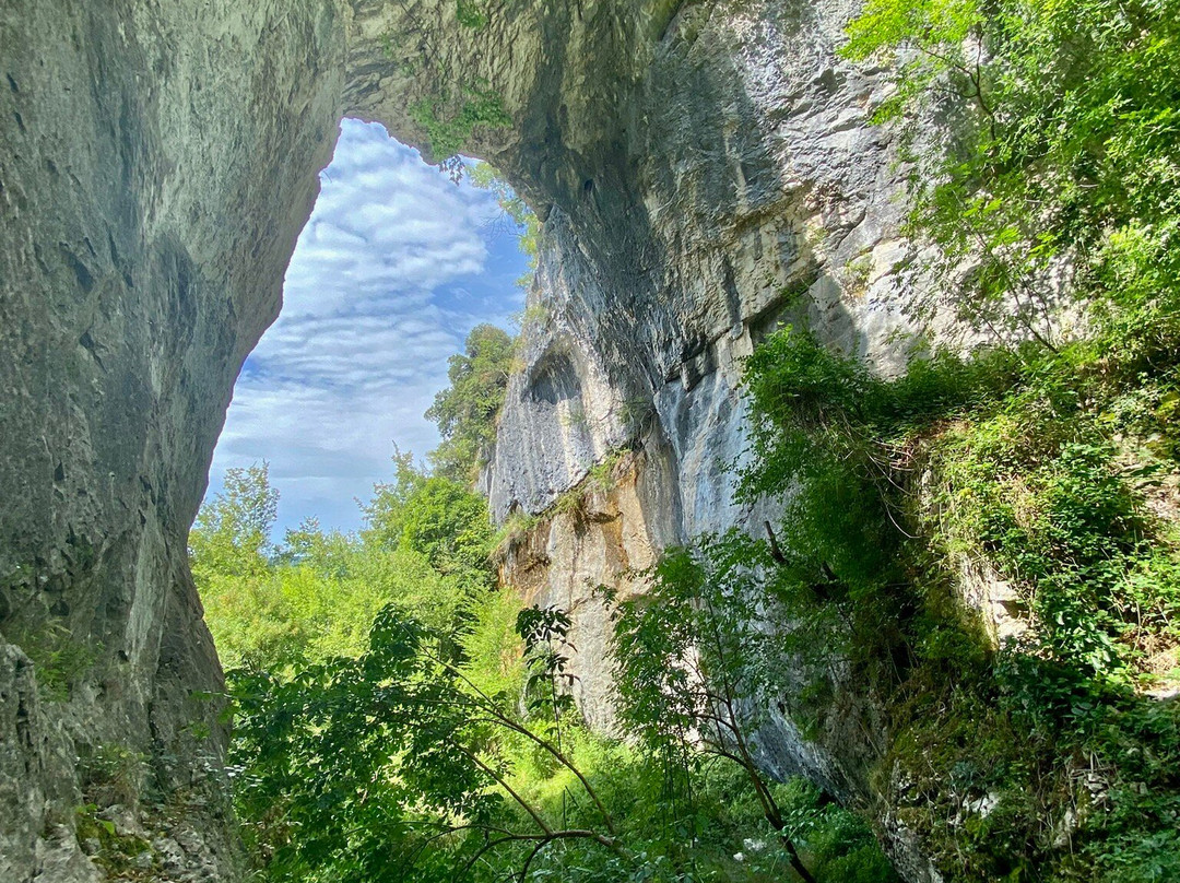 Arco Naturale di Fondarca-Cagli必去景点