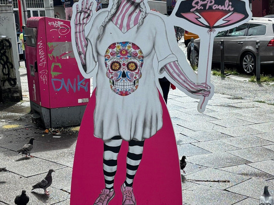 Robin and the Tourguides-汉堡必去景点