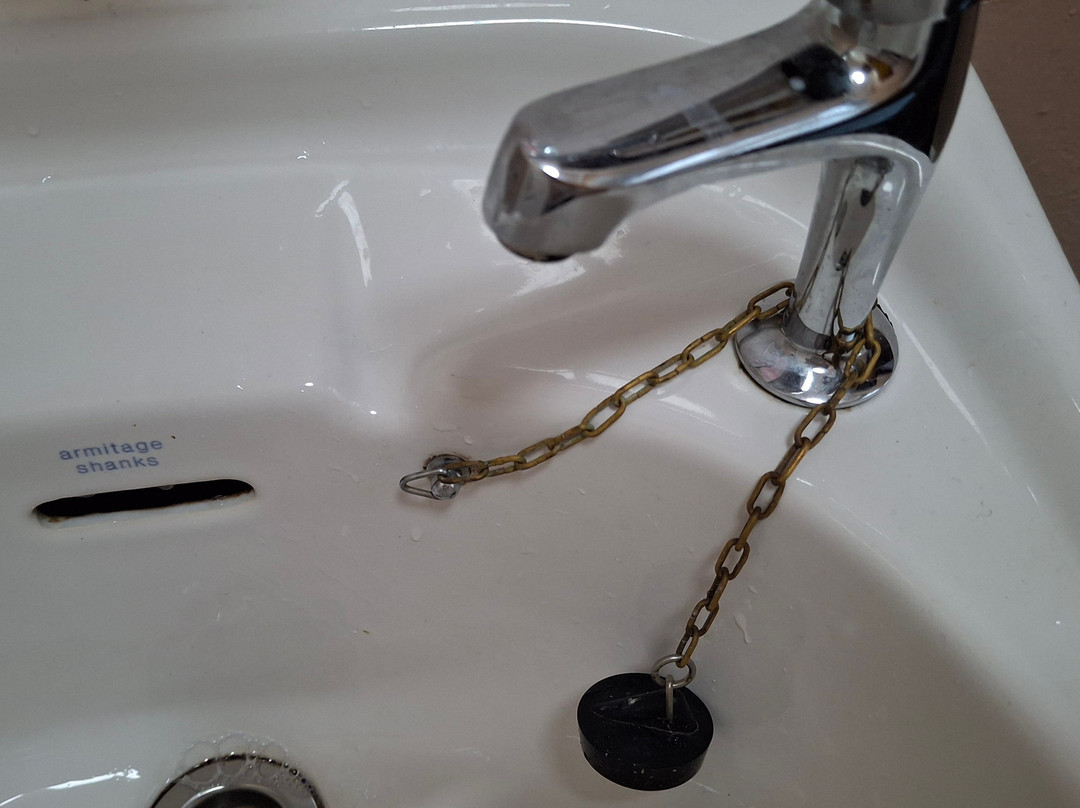 The Ken Bridge Hotel主图