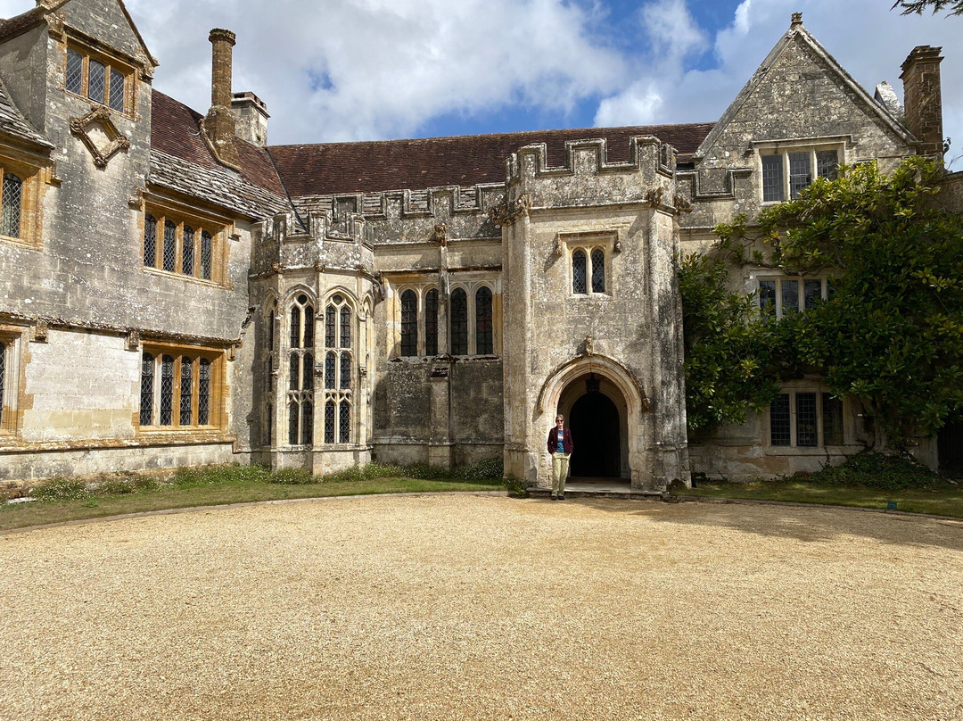 Athelhampton House and Gardens-多切斯特必去景点