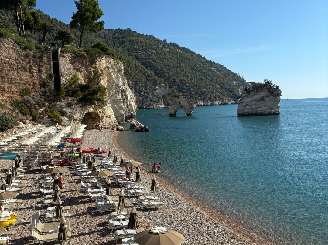 Hotel Baia dei Faraglioni主图