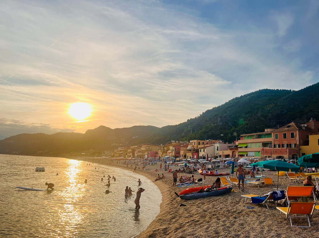 Spiaggia di Varigotti-Varigotti必去景点