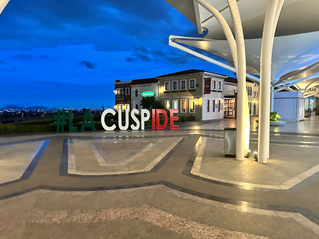 La Cuspide Sky Mall-Naucalpan必去景点