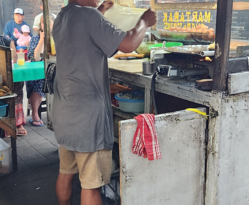 森都海滩市场-沙努尔必去景点