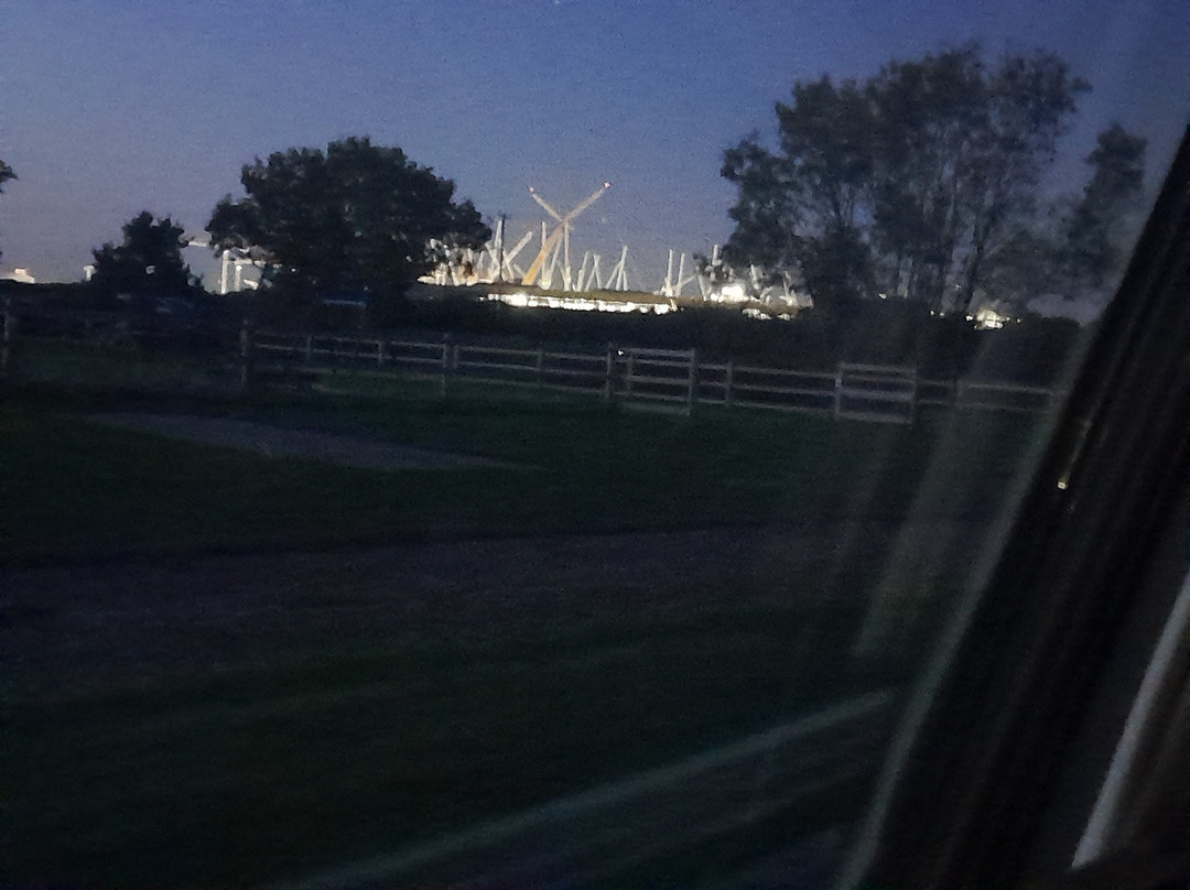 Burton Springs Fishing and Holidays-布里奇沃特必去景点