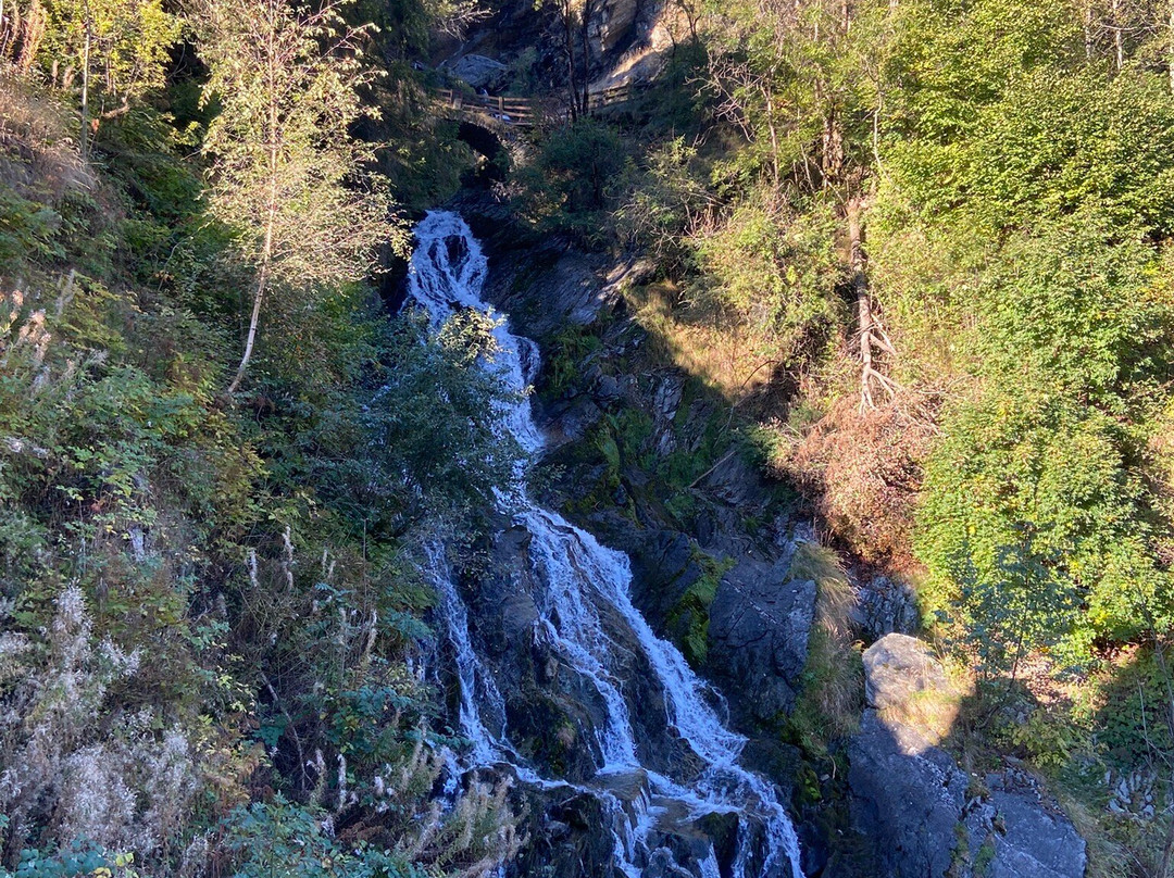 Cascade of Lenteney-La Salle必去景点