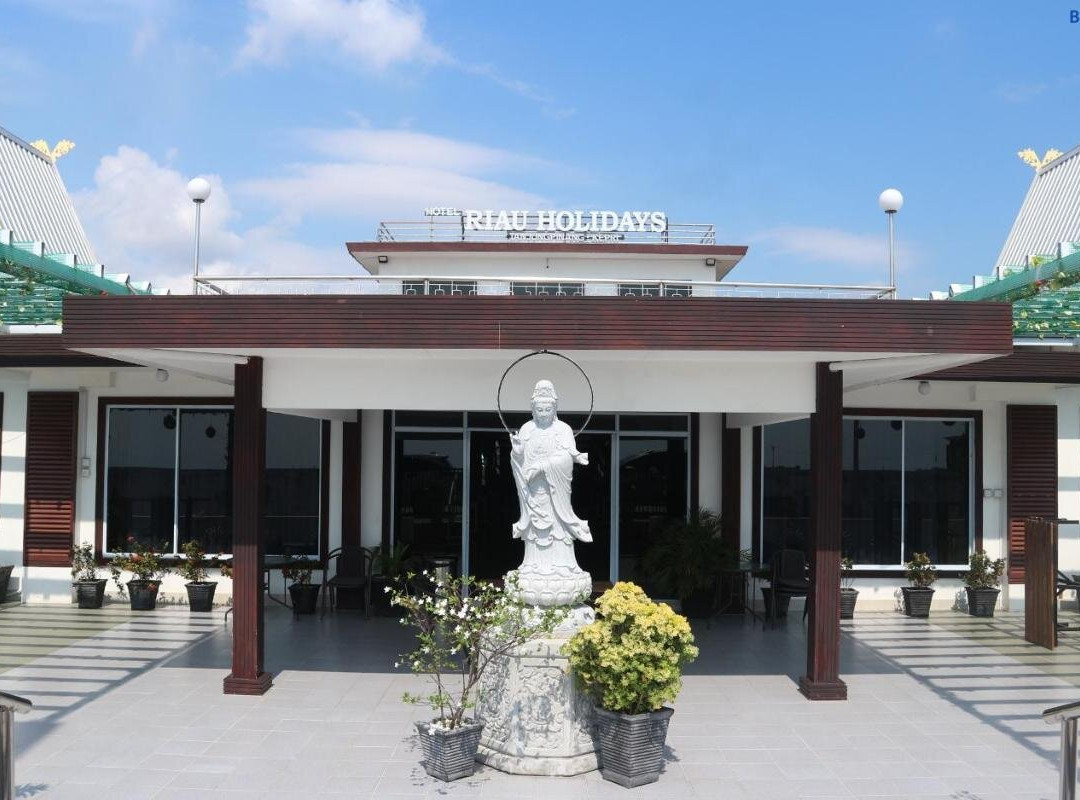 Hotel Riau Holidays