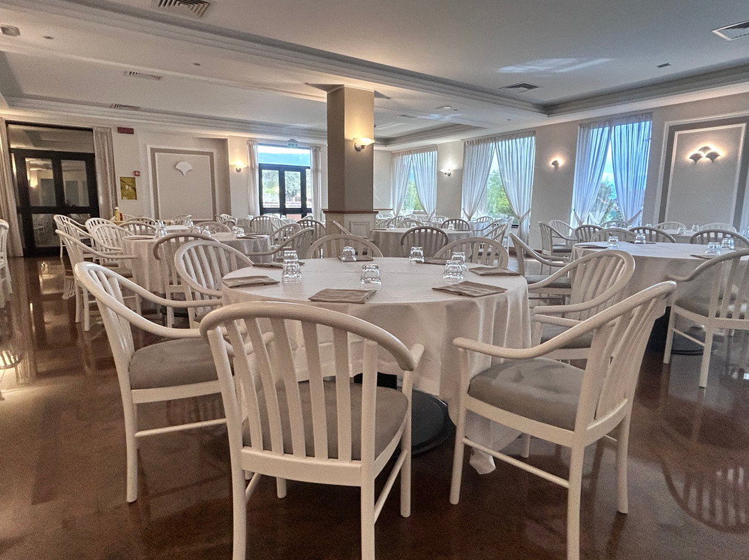 Sunny Palace Hotel主图